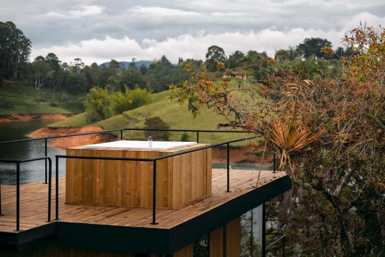Porto Marina Hotel Guatape Exterior photo