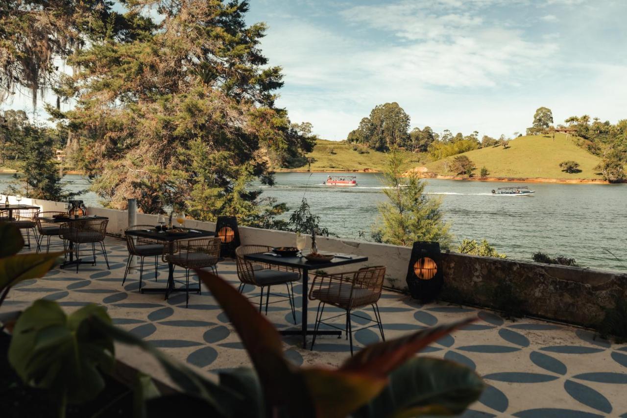 Porto Marina Hotel Guatape Exterior photo