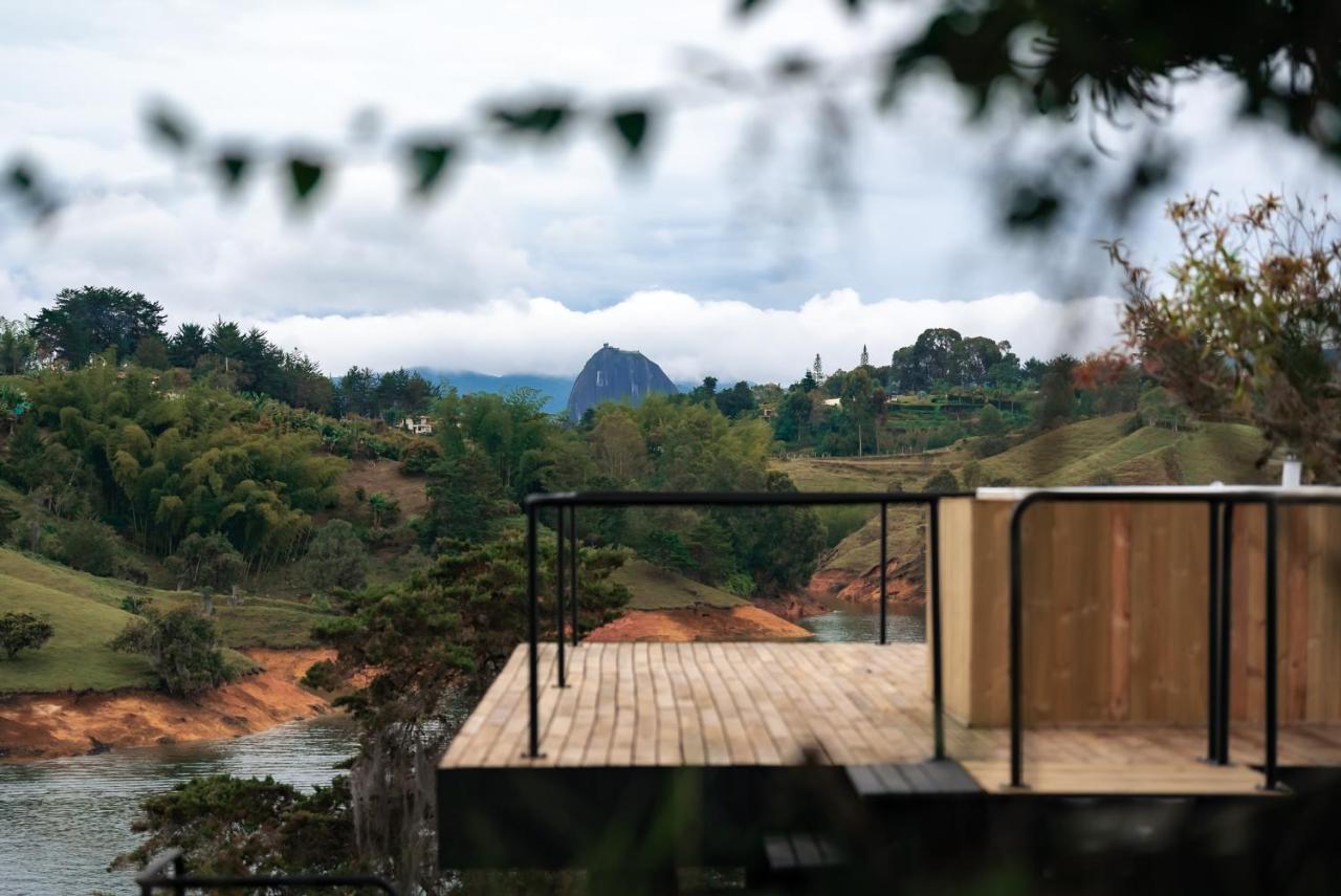 Porto Marina Hotel Guatape Exterior photo